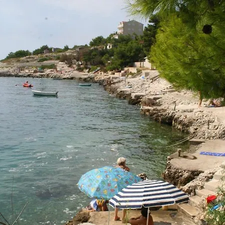 Apartment Seaside With A Swimming Pool Rastici, Ciovo - 17889 Trogir