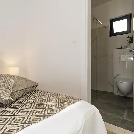 Apartment Seaside With A Swimming Pool Rastici, Ciovo - 17889