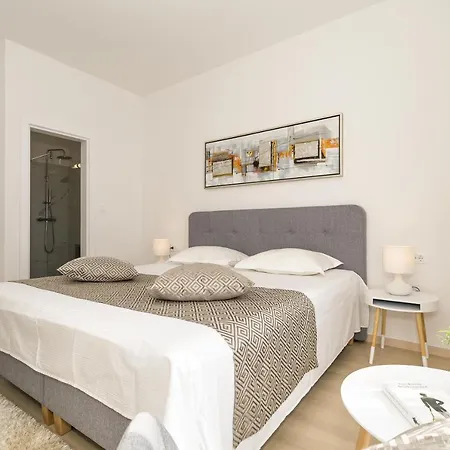 Apartment Seaside With A Swimming Pool Rastici, Ciovo - 17889 *