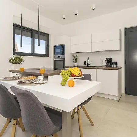 Apartment Seaside With A Swimming Pool Rastici, Ciovo - 17889