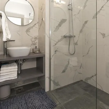 Seaside With A Swimming Pool Rastici, Ciovo - 17889 Apartment *